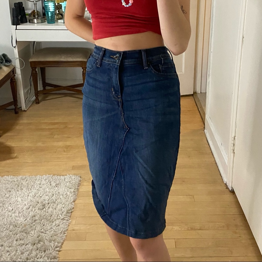 3/$19✨ Levi Midi Denim Skirt